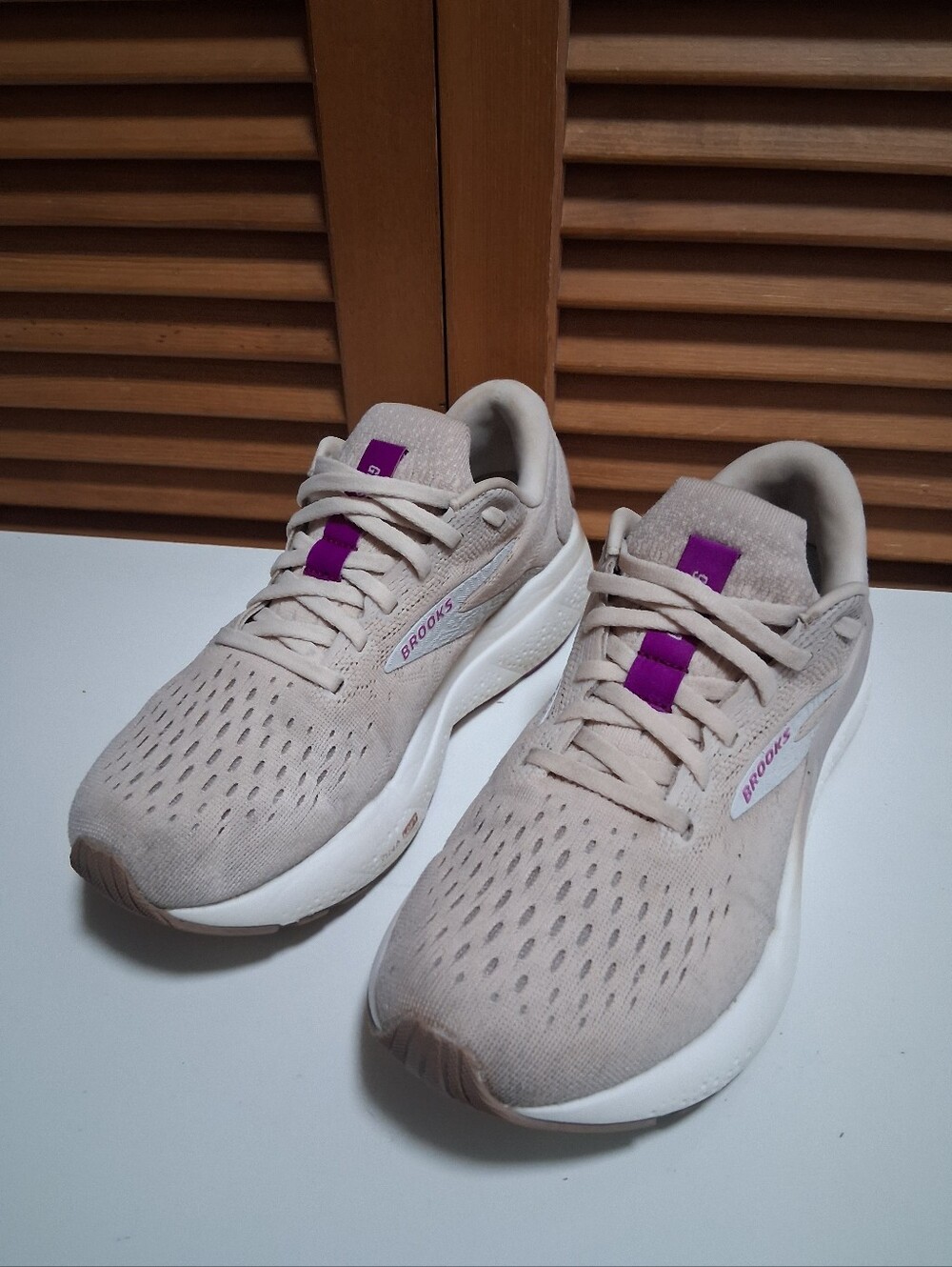 Brooks Ghost 16 Almond Peach/Coconut/Purple Women's Sneaker * Size: 7.5 - Picture 3 of 8